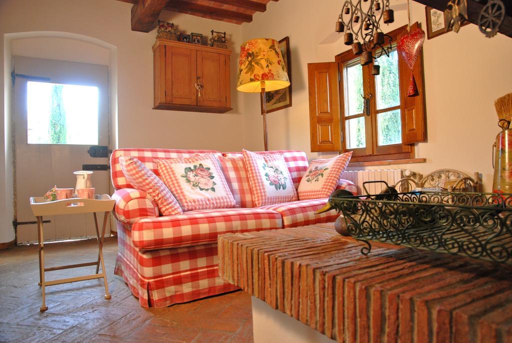Appartamento Con Patio Privato E Giardino Tra Pisa E Firenze Palaia Rum bild